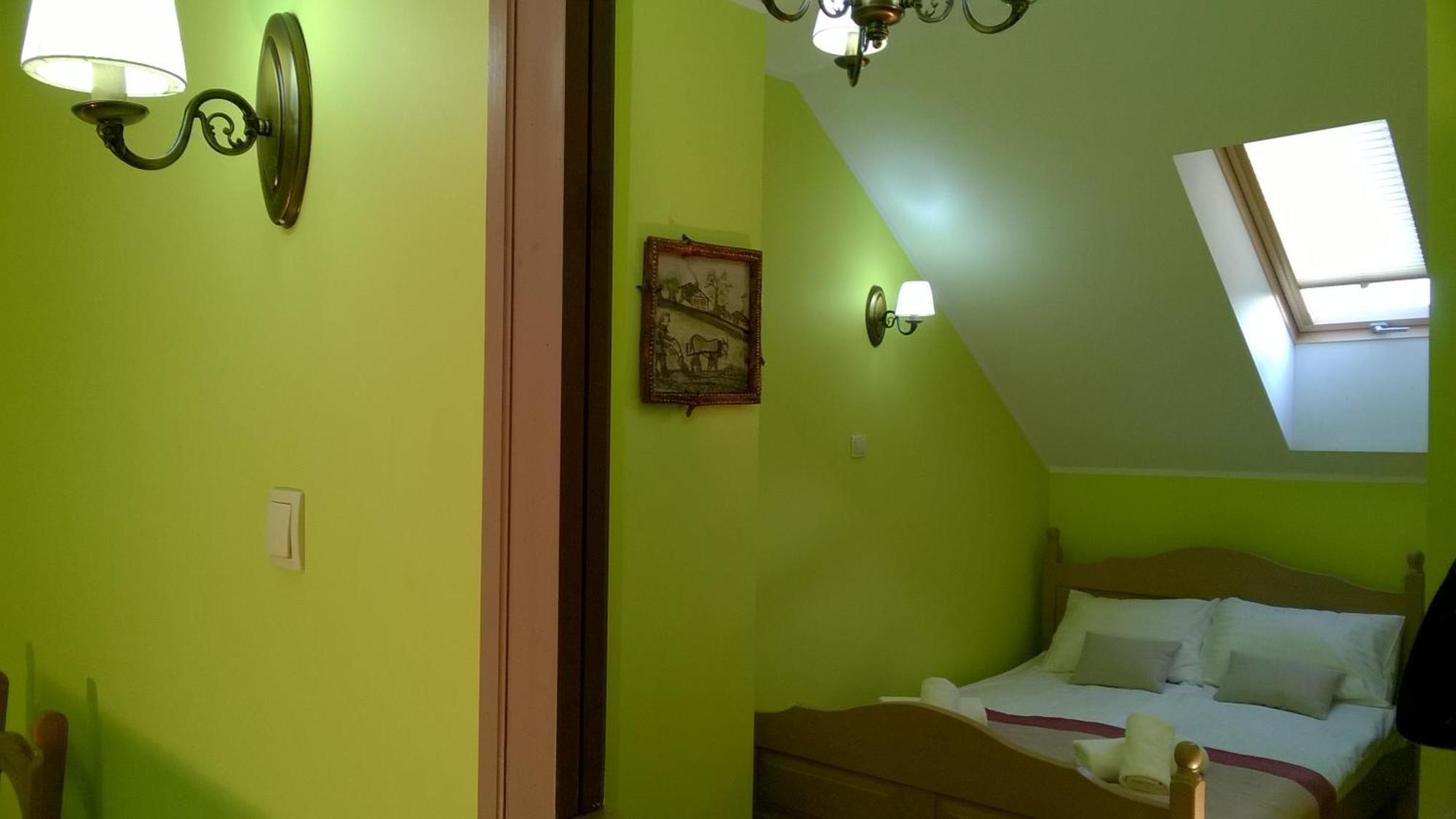 Hotel Pod Herbem -Pokoje Ozonowane 比亚韦斯托克 客房 照片