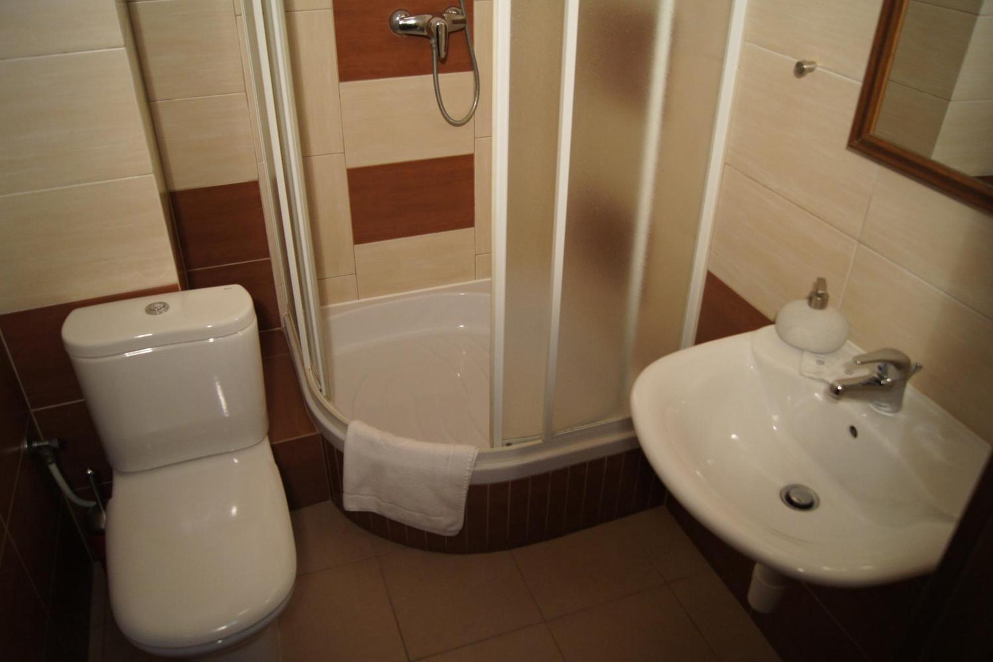 Hotel Pod Herbem -Pokoje Ozonowane 比亚韦斯托克 客房 照片